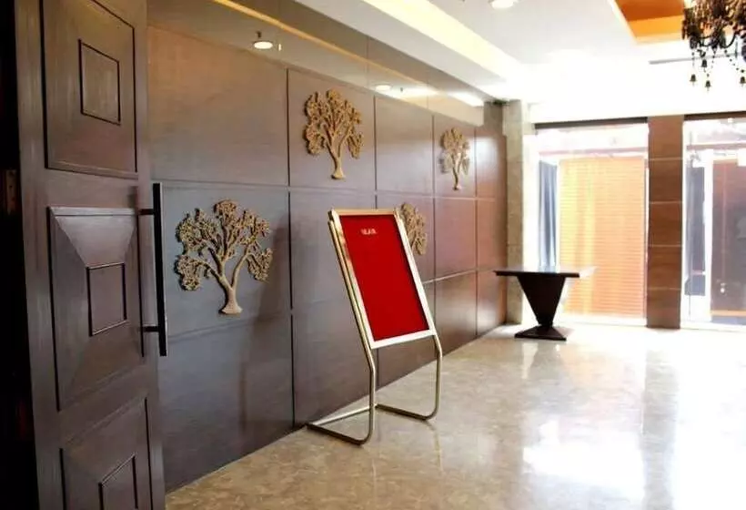 Fotos del hotel The Golden Palms Hotel & Spa Delhi:  12