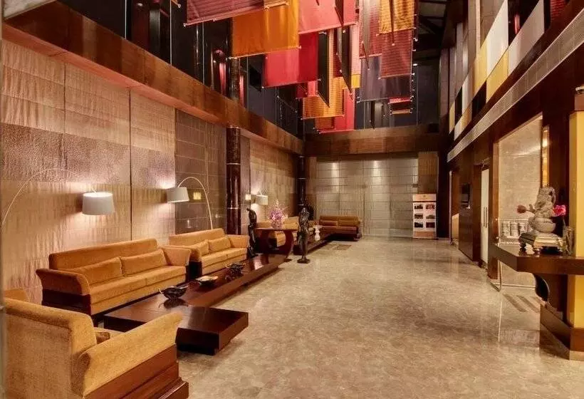 Fotos del hotel The Golden Palms Hotel & Spa Delhi:  3