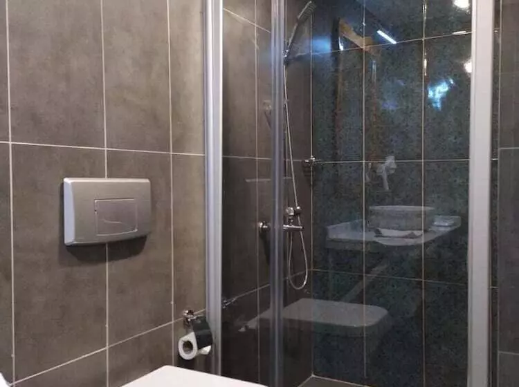 Fotos del hotel Jakaranda:  5