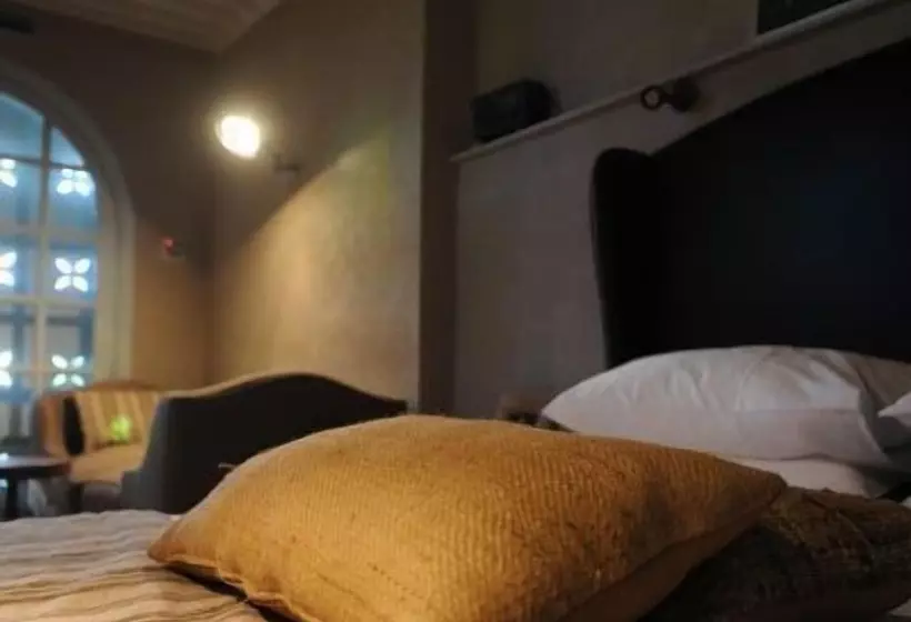 Fotos del hotel L'alcazar:  12