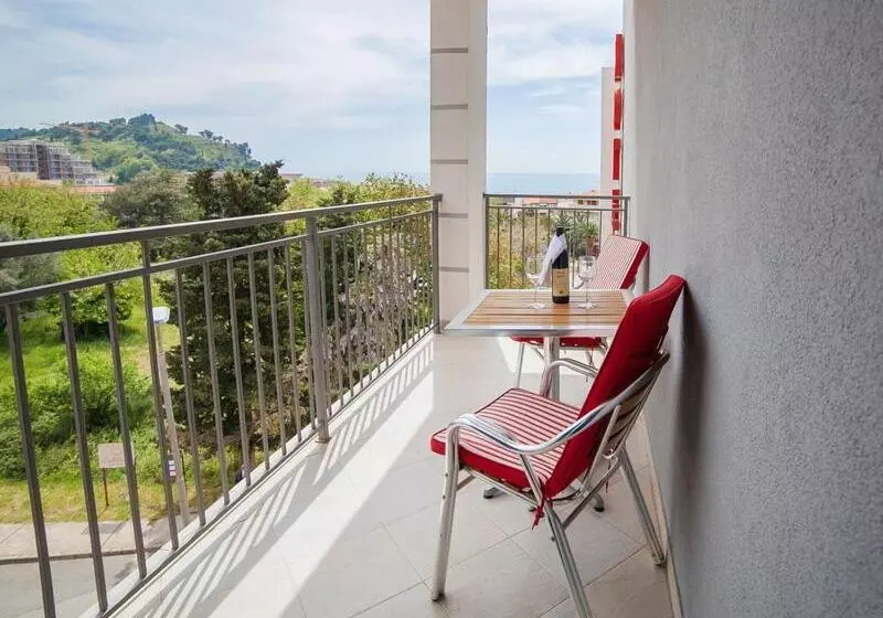 Fotos del hotel Petrovac:  18