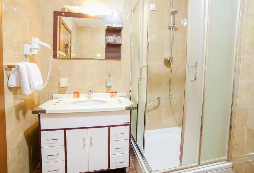 Fotos del hotel Petrovac:  6