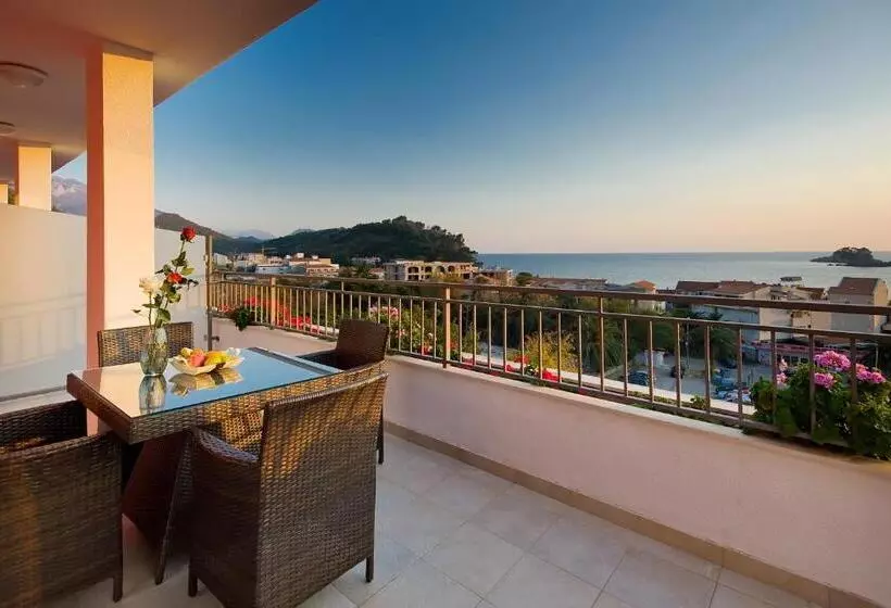 Fotos del hotel Petrovac:  16