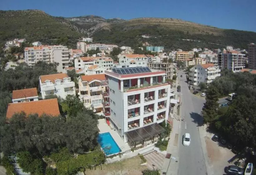 Fotos del hotel Petrovac:  7