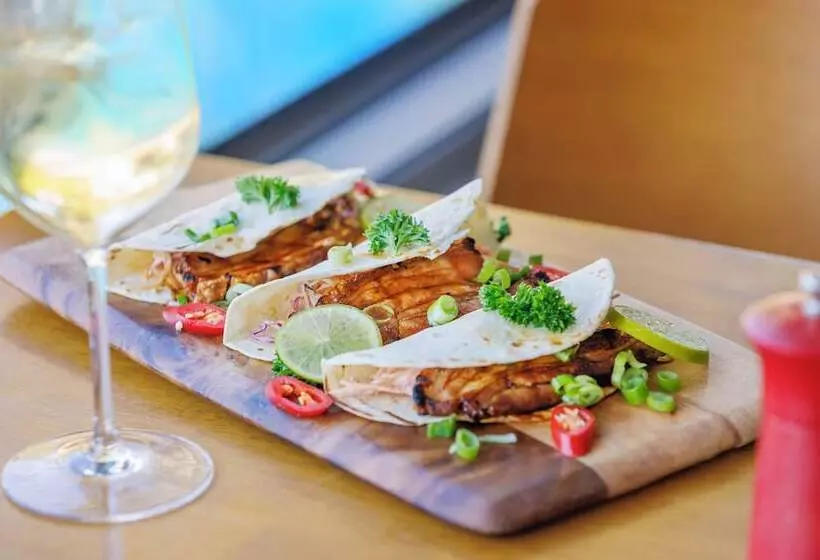 Fotos del hotel H On Smith:  16