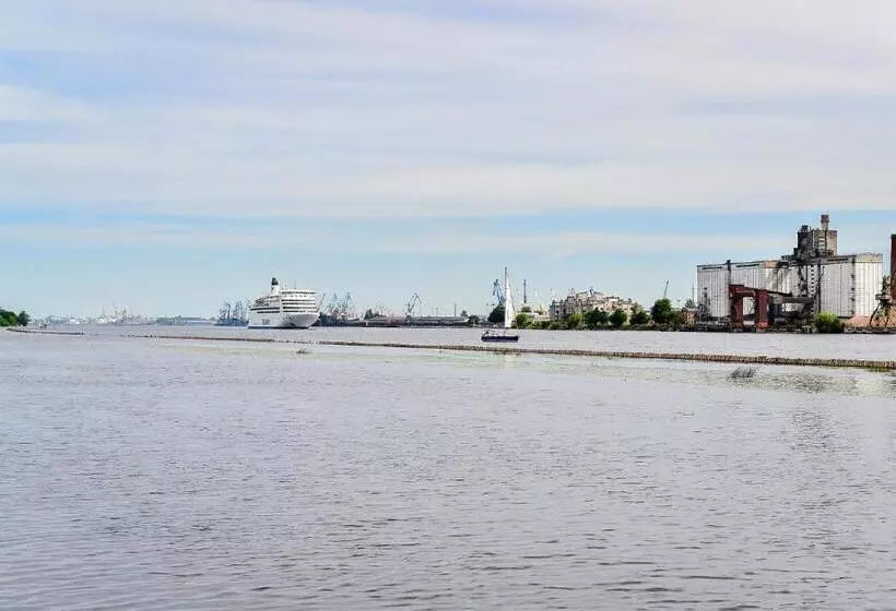 Fotos del hotel Vantis Riverside View Free Parking:  17