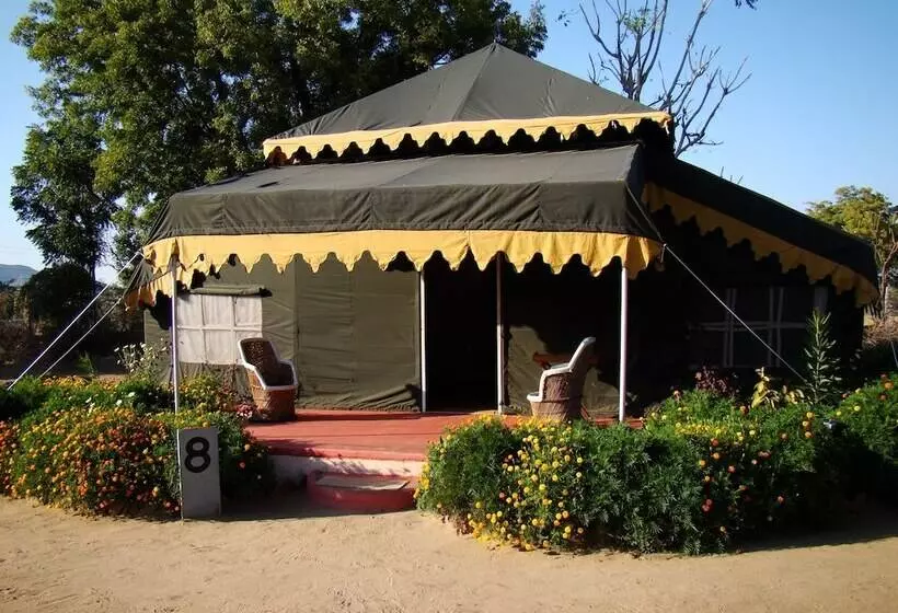 Fotos del hotel Orchard Tents & Tranquility Glamping:  24