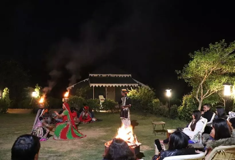 Fotos del hotel Orchard Tents & Tranquility Glamping:  11