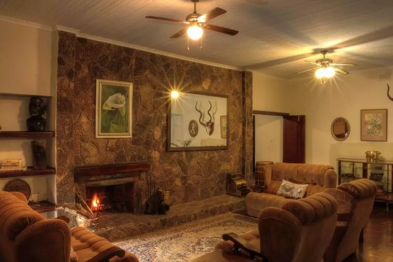 Musketeers Lodge
