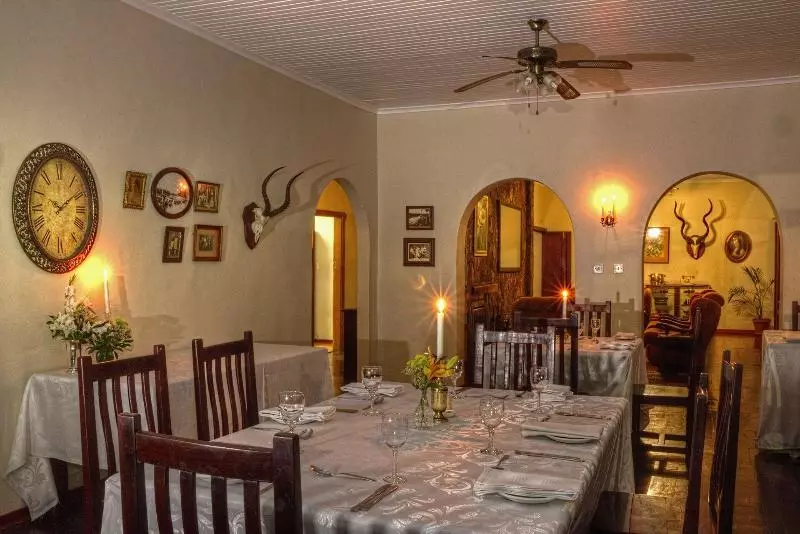 Fotos del hotel Musketeers Lodge:  3