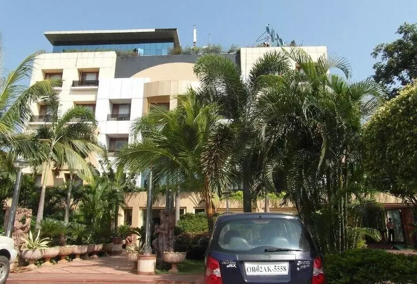 Fotos del hotel Suryansh:  4