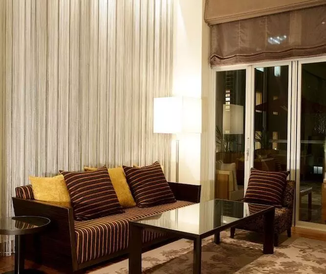 Fotos del hotel Trusty Kobe Kyukyoryuchi:  2