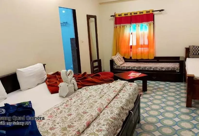 Fotos del hotel Rani Mahal:  25