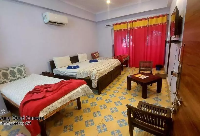 Fotos del hotel Rani Mahal:  8