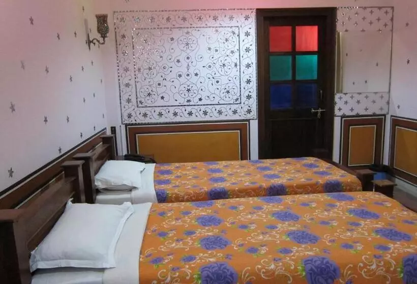 Fotos del hotel Rani Mahal:  11