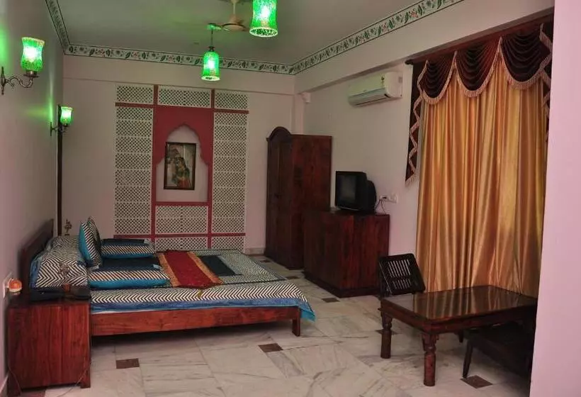 Fotos del hotel Rani Mahal:  14