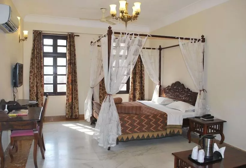 Fotos del hotel H R Palace:  24