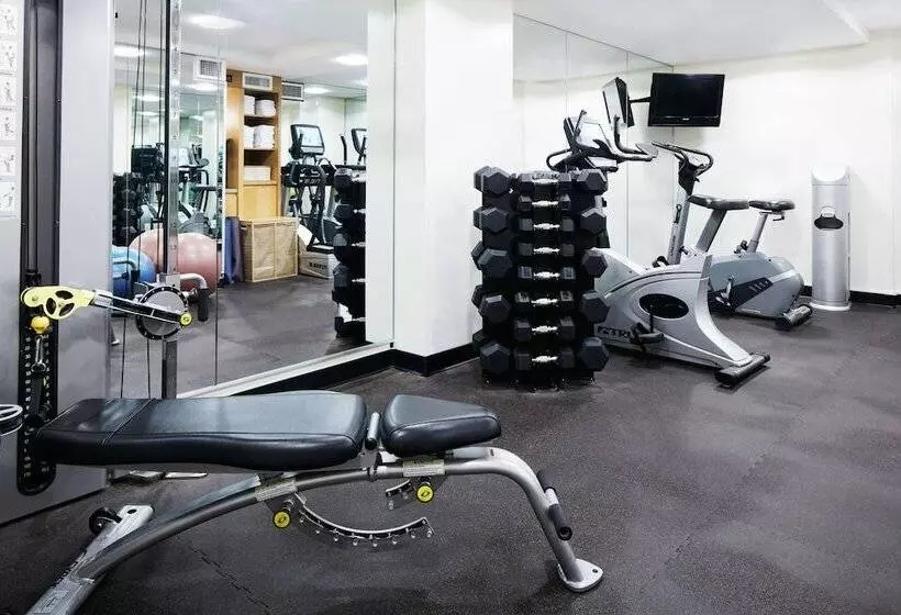 Fotos del hotel The Jewel, A Club Quarters , Opposite Rockefeller Center:  4