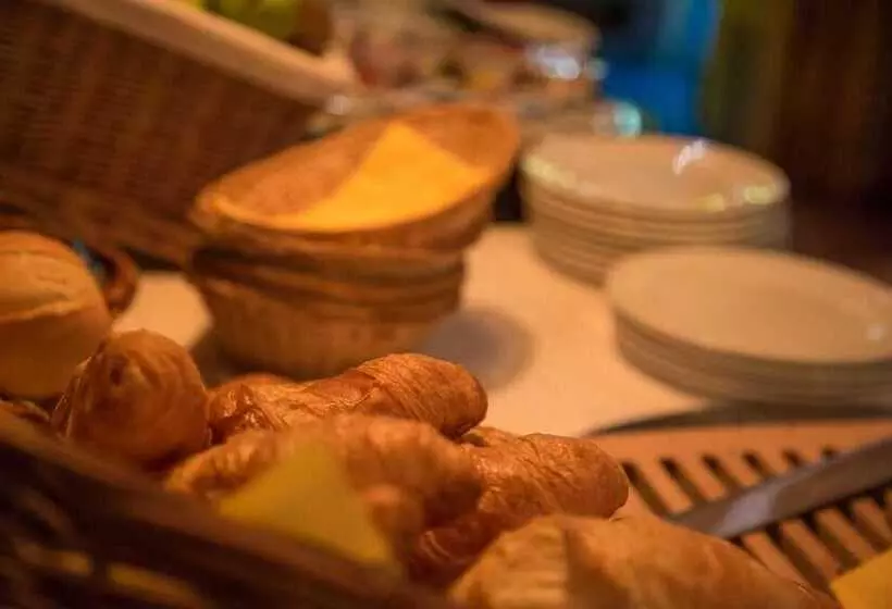 Fotos del hotel California:  8