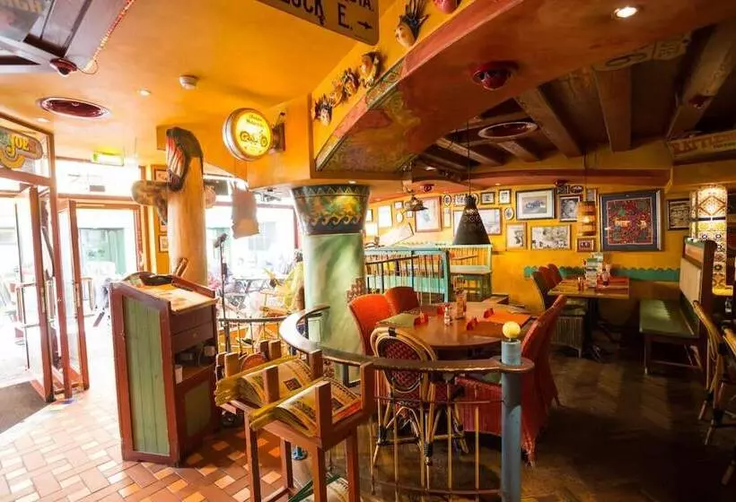 Fotos del hotel California:  4