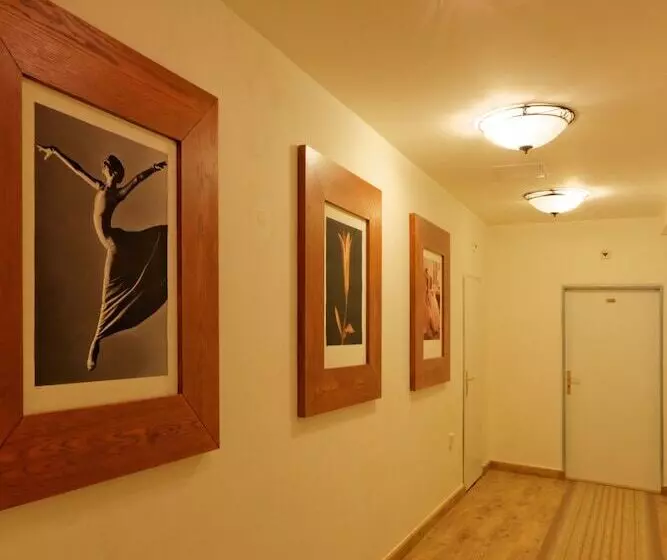 Fotos del hotel Enjoy Inn:  22