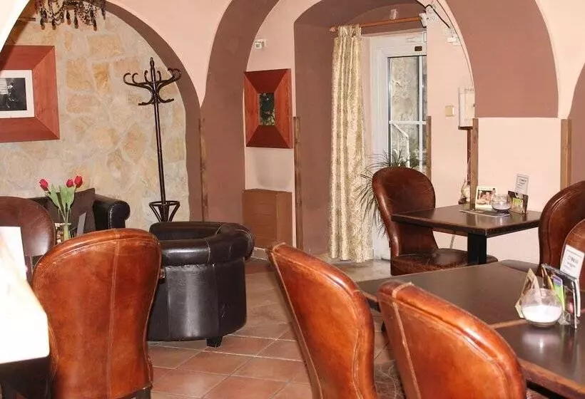 Fotos del hotel Enjoy Inn:  24