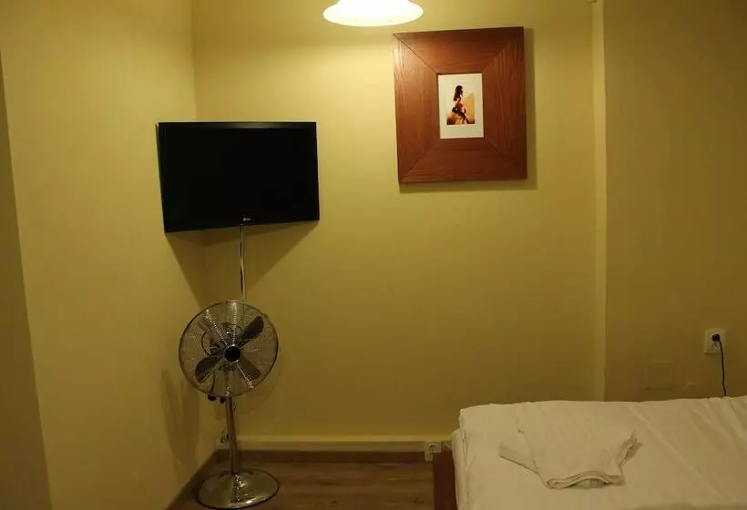 Fotos del hotel Enjoy Inn:  9