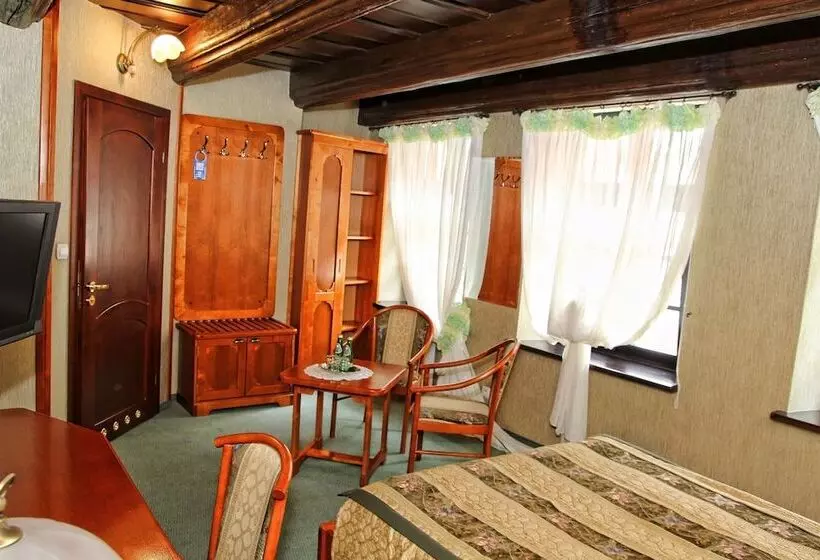 Fotos del hotel Gotyk:  6