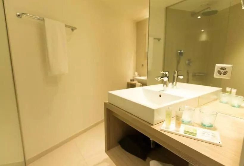 Fotos del hotel Hôtel Des Voyageurs Boutique:  9