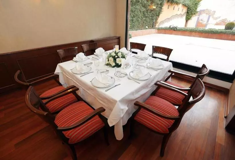 Fotos del hotel King  Cankaya:  9