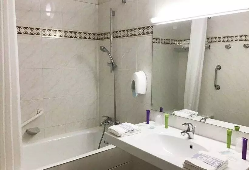 Fotos del hotel Hôtel Christ Roi:  12