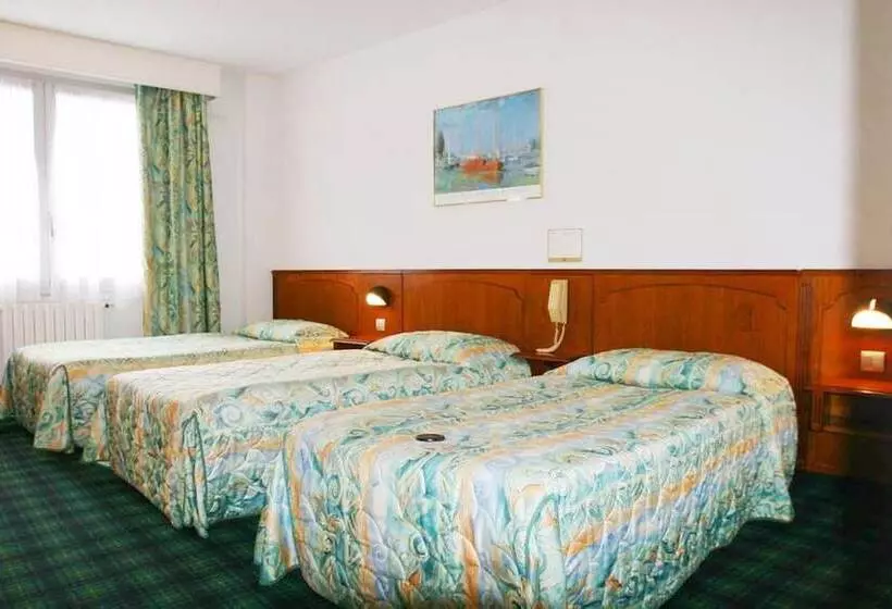 Fotos del hotel Hôtel Christ Roi:  18