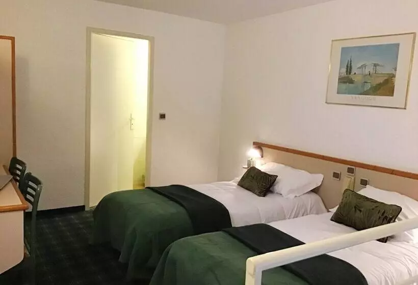 Fotos del hotel Hôtel Christ Roi:  21