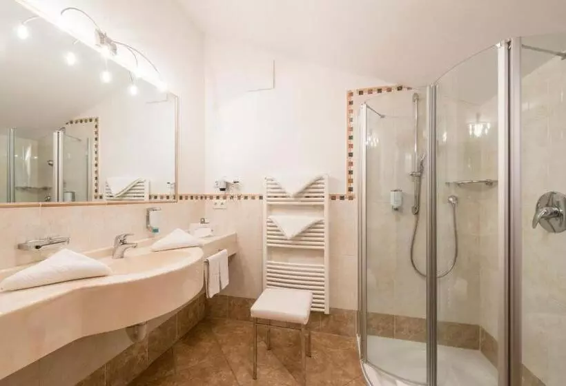 Fotos del hotel Sonnenburg:  15