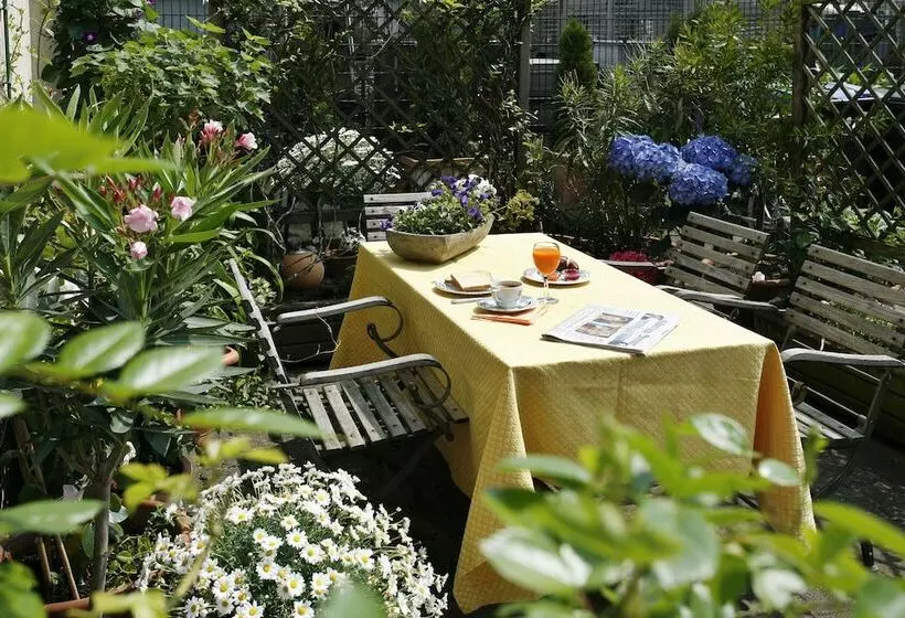 Fotos del hotel Regina Garni Köln:  4