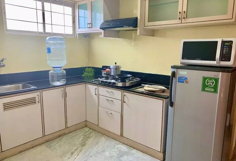 Fotos del hotel Maple Suites Serviced Apartments:  8