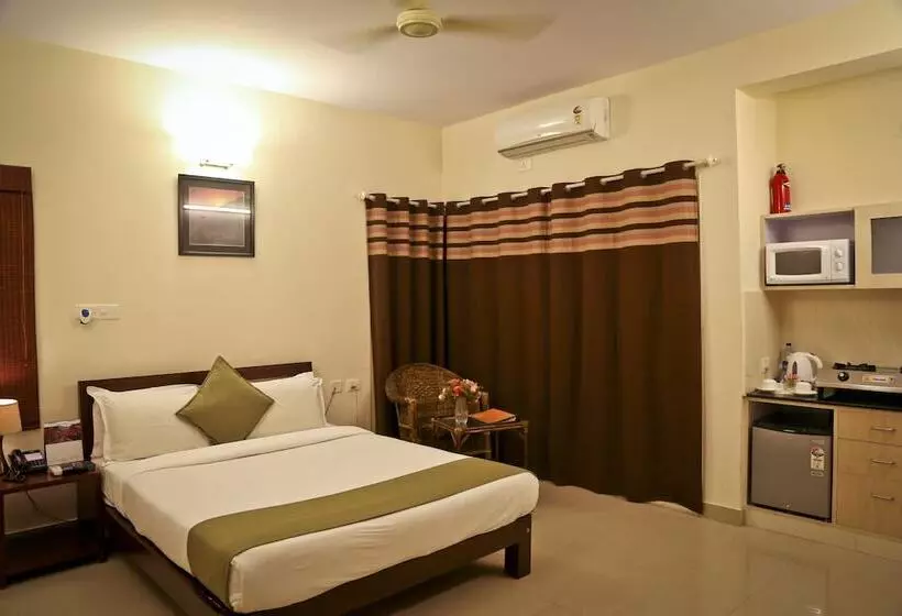 Fotos del hotel Maple Suites Serviced Apartments:  2