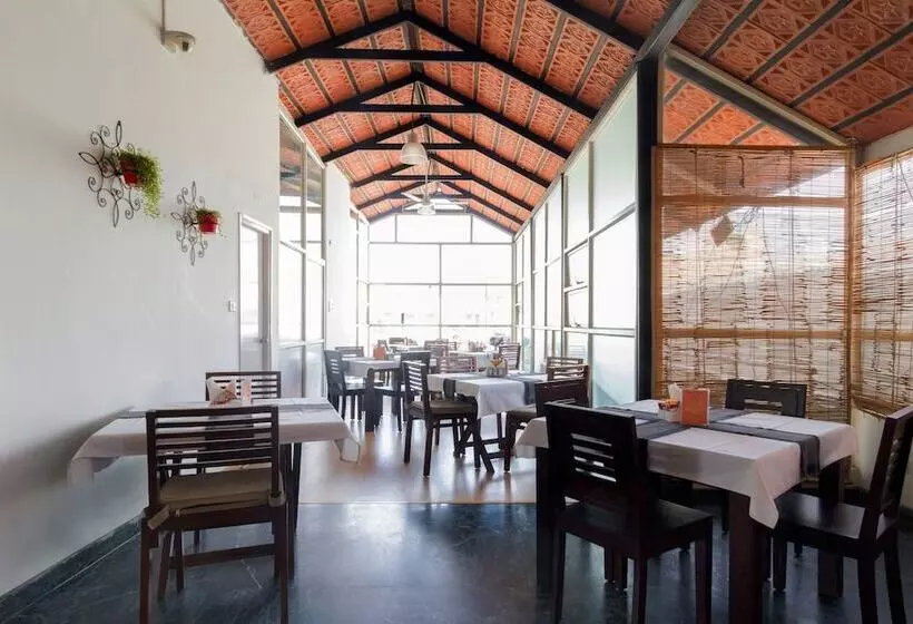 Fotos del hotel Maple Suites Serviced Apartments:  7