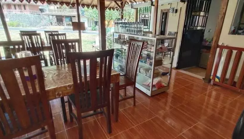 Fotos del hotel Limasan Mbah Darmo:  8