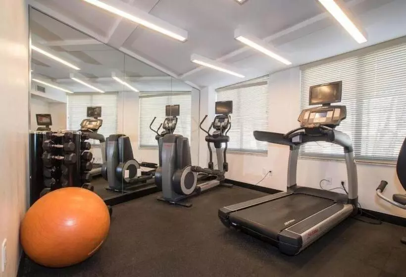 Fotos del hotel Avenue Suites:  2