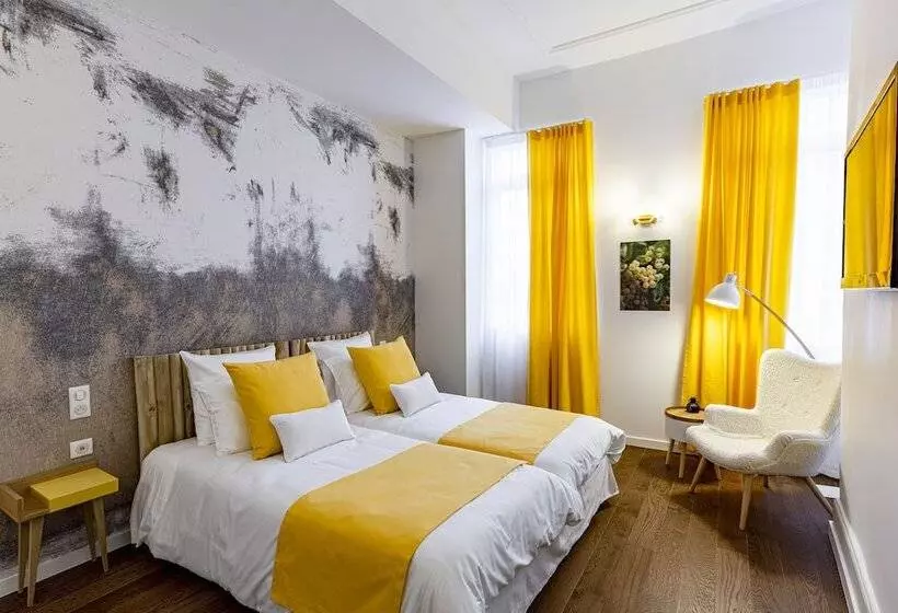 Fotos del hotel Hôtel Du Palais:  2