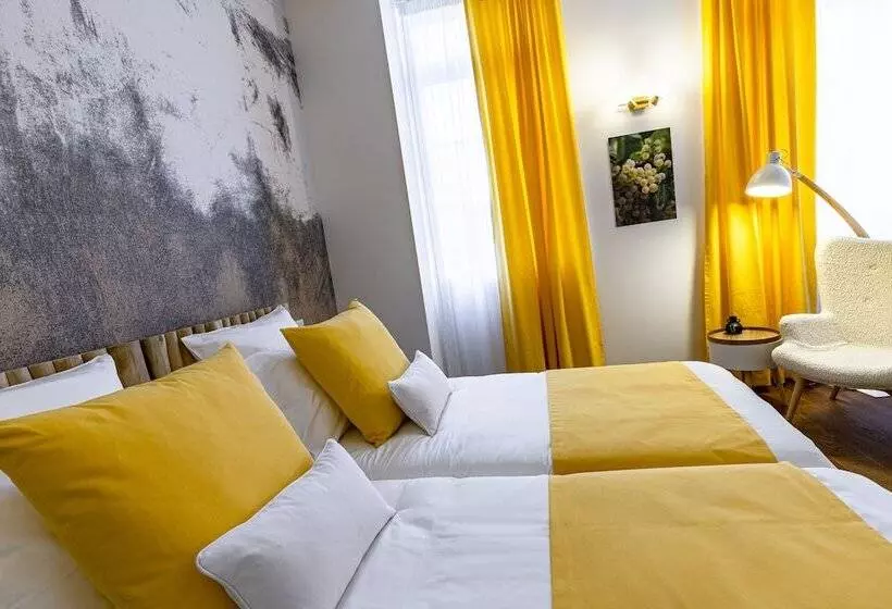 Fotos del hotel Hôtel Du Palais:  7