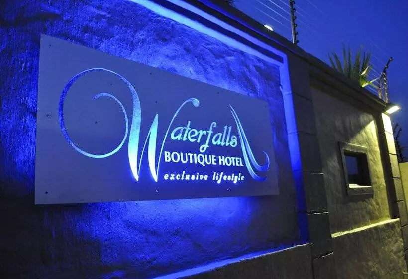 Fotos del hotel Waterfalls Boutique:  12