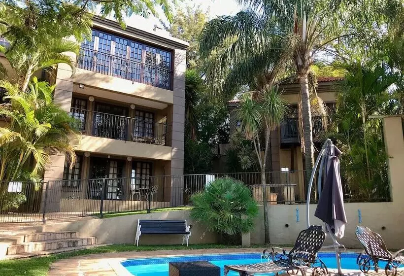 Fotos del hotel Waterfalls Boutique:  8