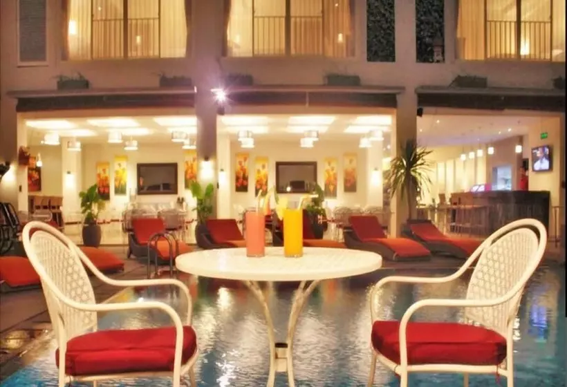 Fotos del hotel Losari Sunset:  8