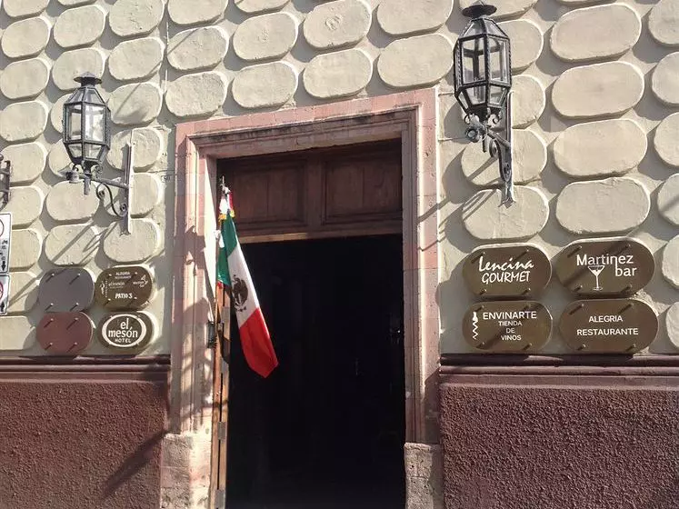 Fotos del hotel Casa Cincuenta:  12