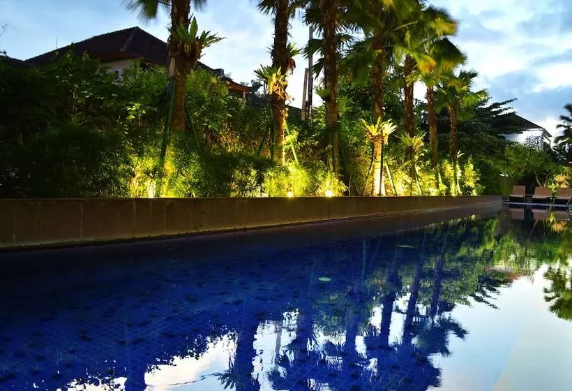 Fotos del hotel Harris Hotel Seminyak:  2