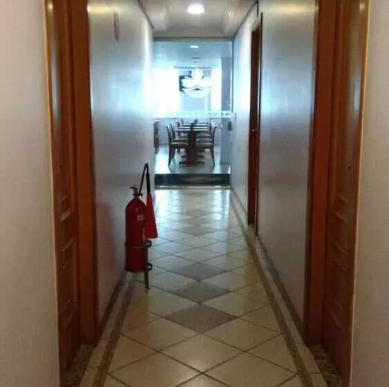 Fotos del hotel Luni:  4