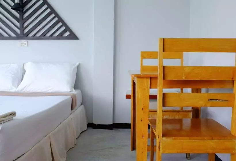 Fotos del hotel Thaniza Beachfront Resort:  18