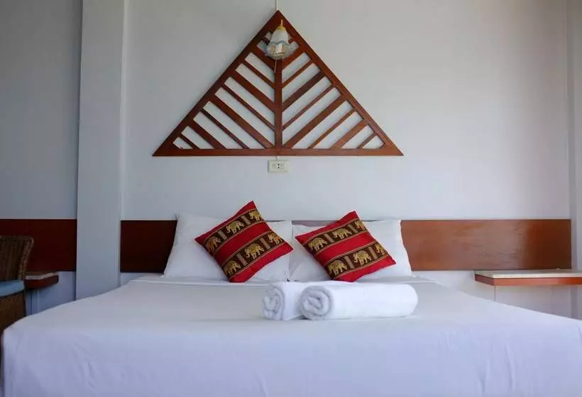 Fotos del hotel Thaniza Beachfront Resort:  20